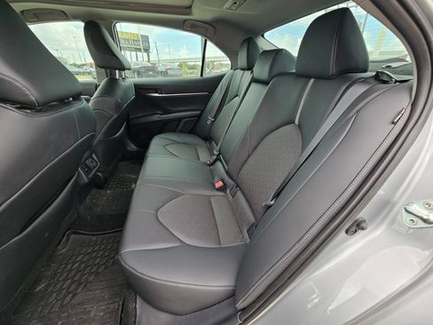 Used 2023 Toyota Camry XSE FWD image 18
