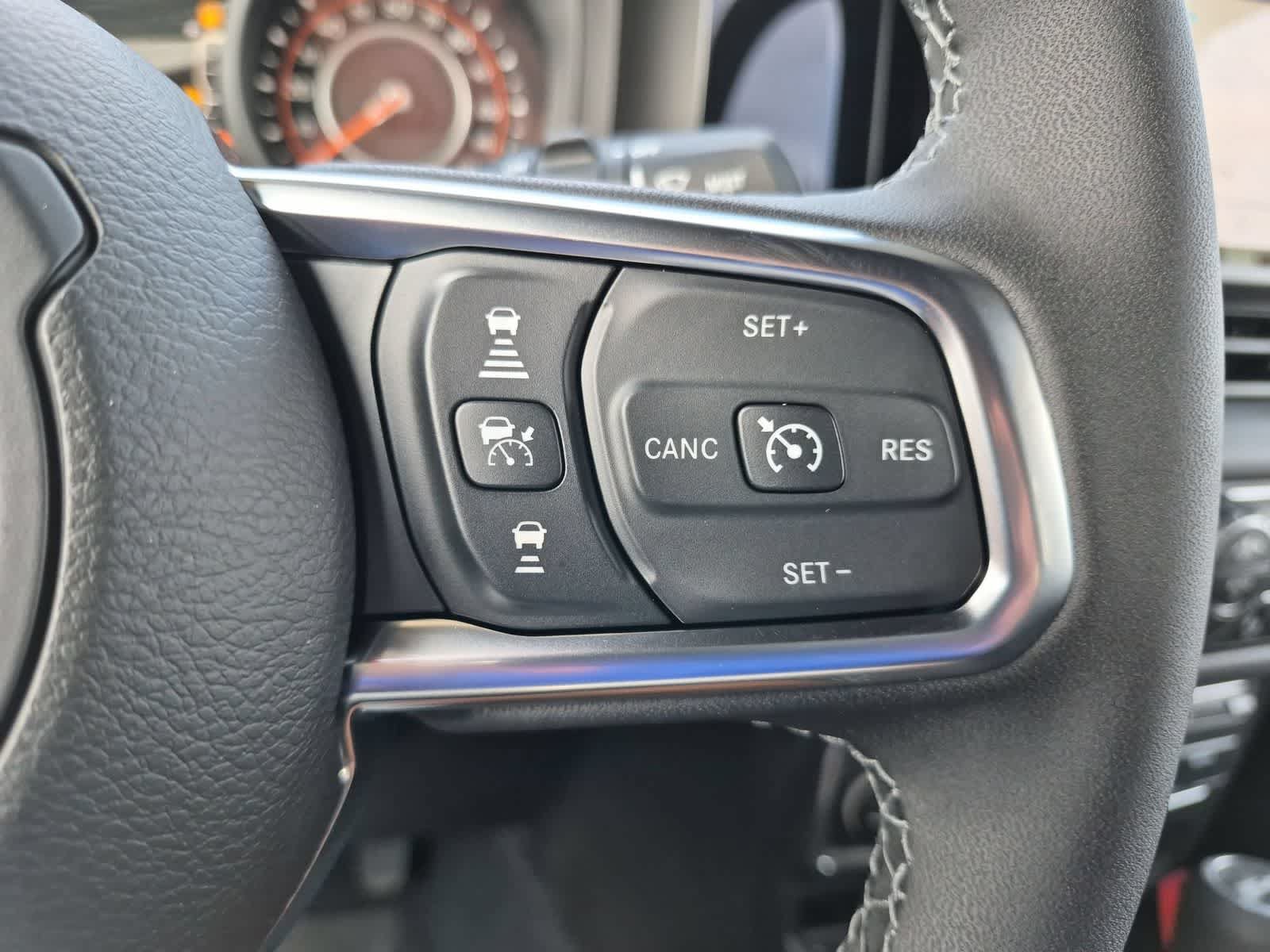 New 2026 Jeep Wrangler Unlimited Sahara AWD/4WD image 23
