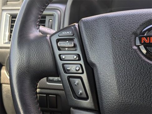 Used 2021 Nissan Titan PRO-4X w/ Pro-4x Convenience Package image 28