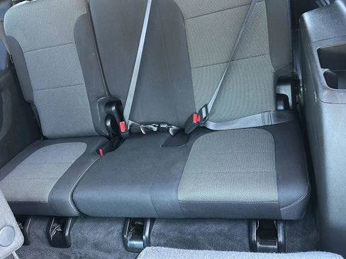 Used 2019 Chevrolet Traverse LT image 28