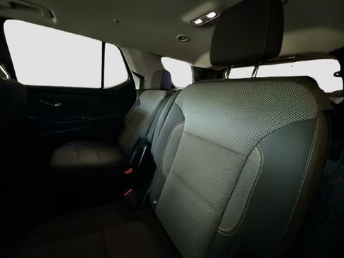 Used 2019 Chevrolet Traverse LT FWD image 25