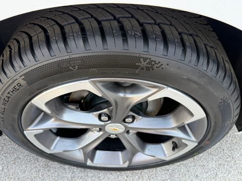 Used 2023 Chevrolet Malibu LT FWD image 4
