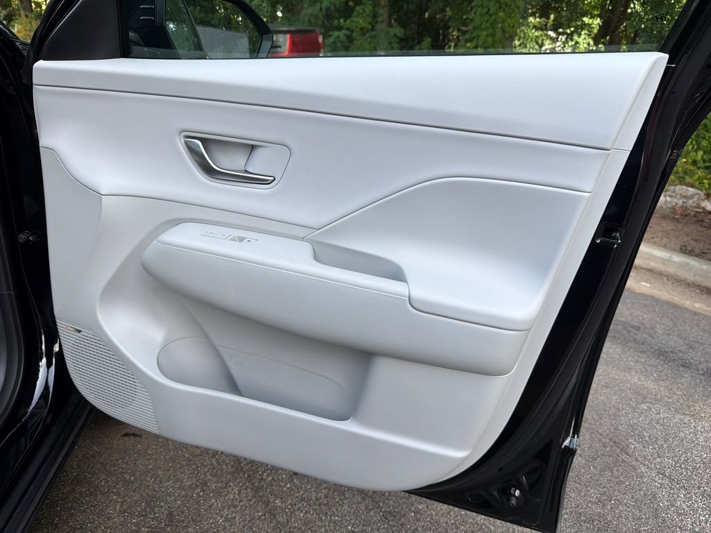 New 2026 Hyundai Kona Limited FWD image 14