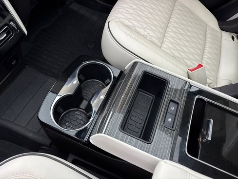 Used 2023 Lincoln Aviator Black Label w/ Dynamic Handling Package image 33