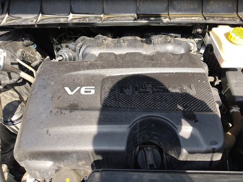 Used 2022 Nissan Pathfinder Platinum w/ Cargo Package FWD image 30