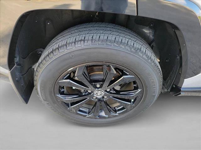 Used 2023 Toyota RAV4 SE AWD/4WD image 11
