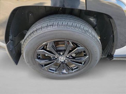 Used 2023 Toyota RAV4 SE AWD/4WD image 11