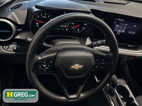 Used 2024 Chevrolet Trax LS w/ Driver Confidence Package FWD image 13