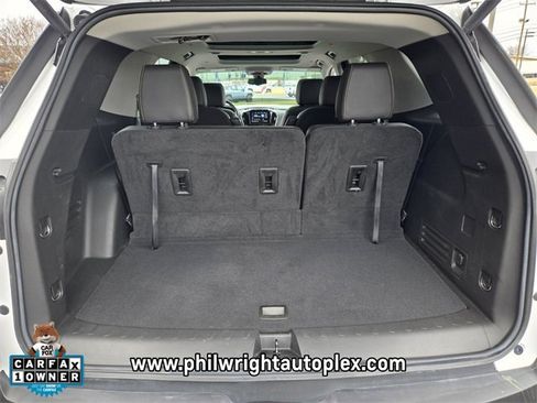 Used 2021 Chevrolet Traverse RS w/ LPO, 'HIT The Road' Package image 21