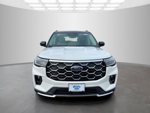 New 2026 Ford Explorer Platinum w/ LUX Leather Package image 2