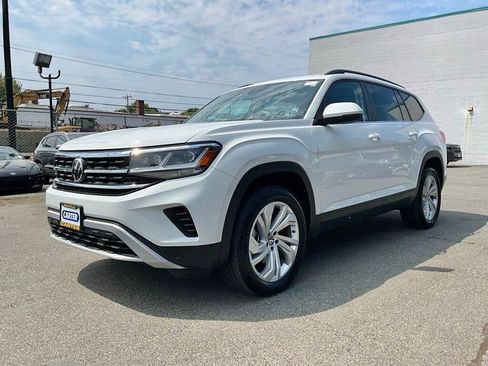 Certified 2023 Volkswagen Atlas SE AWD/4WD image 4