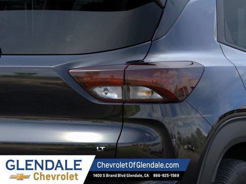 New 2026 Chevrolet TrailBlazer LT w/ LT Cold Weather Package FWD image 11