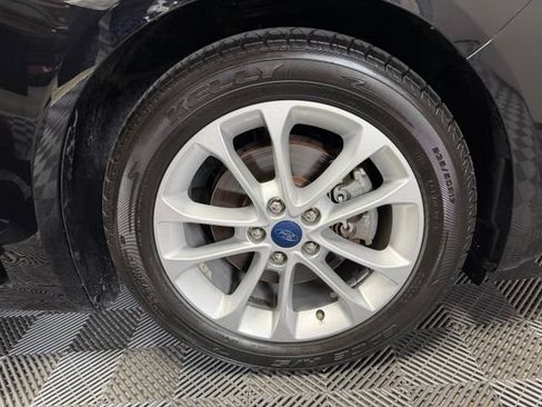 Used 2020 Ford Fusion SE FWD image 41