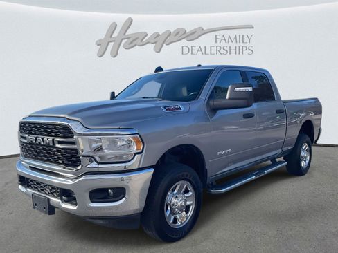 Used 2024 RAM 2500 Big Horn w/ Bed Utility Group image 28