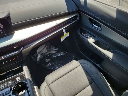 New 2026 Nissan Murano Platinum image 18