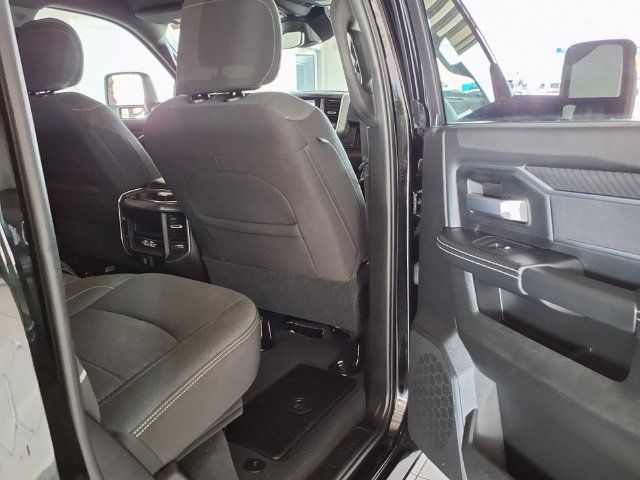 Used 2025 RAM 3500 Big Horn AWD/4WD image 29