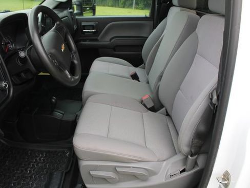 Used 2018 Chevrolet Silverado 2500 W/T w/ WT Convenience Package AWD/4WD image 17