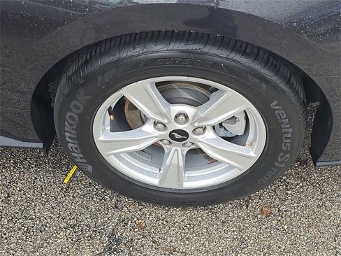 Used 2023 Ford Mustang Coupe image 5