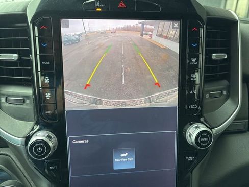 Used 2025 RAM 1500 Big Horn AWD/4WD image 12