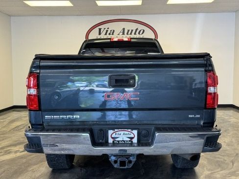 Used 2018 GMC Sierra 2500 SLE w/ Suspension Package, Off-Road AWD/4WD image 9