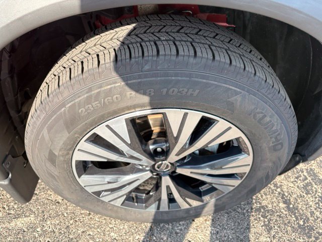 Used 2021 Nissan Rogue SV FWD image 21