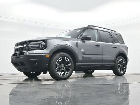 New 2025 Ford Bronco Sport Outer Banks AWD/4WD image 36
