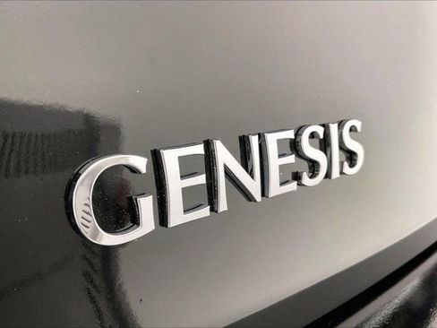 Used 2016 Hyundai Genesis 3.8 w/ Option Group 02 image 7