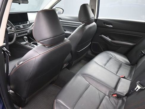 Used 2024 Nissan Altima 2.5 SR w/ SR Premium Package image 23