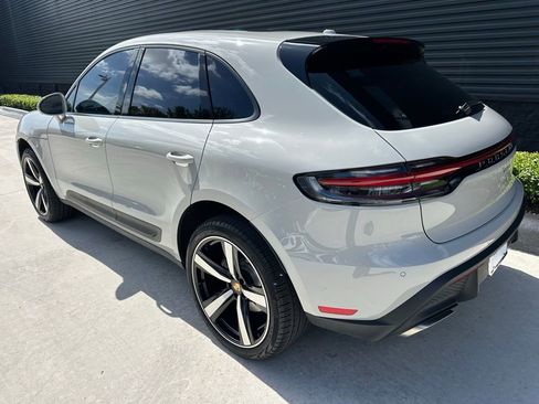 Certified 2026 Porsche Macan AWD/4WD image 3