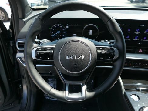 Used 2025 Kia Sportage SX Prestige AWD/4WD image 16