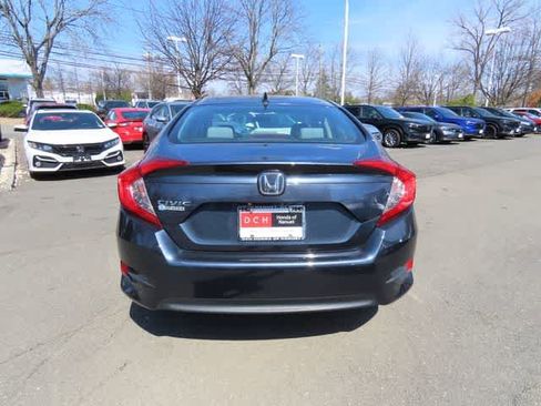 Used 2017 Honda Civic EX image 5