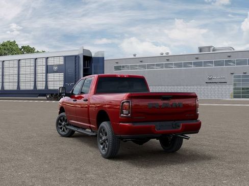 New 2026 RAM 2500 Big Horn AWD/4WD image 4