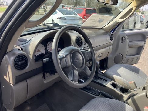 Used 2002 Jeep Liberty Sport AWD/4WD image 21