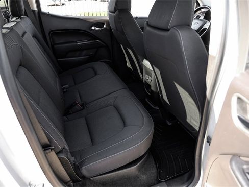 Used 2016 Chevrolet Colorado LT w/ LT Convenience Package image 35