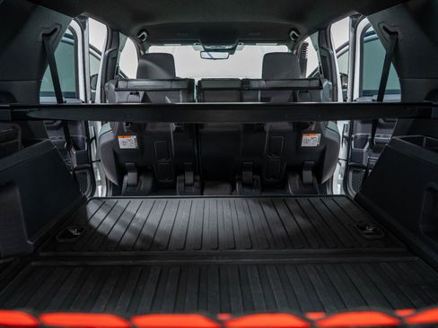 Used 2025 Toyota 4Runner Trailhunter image 43