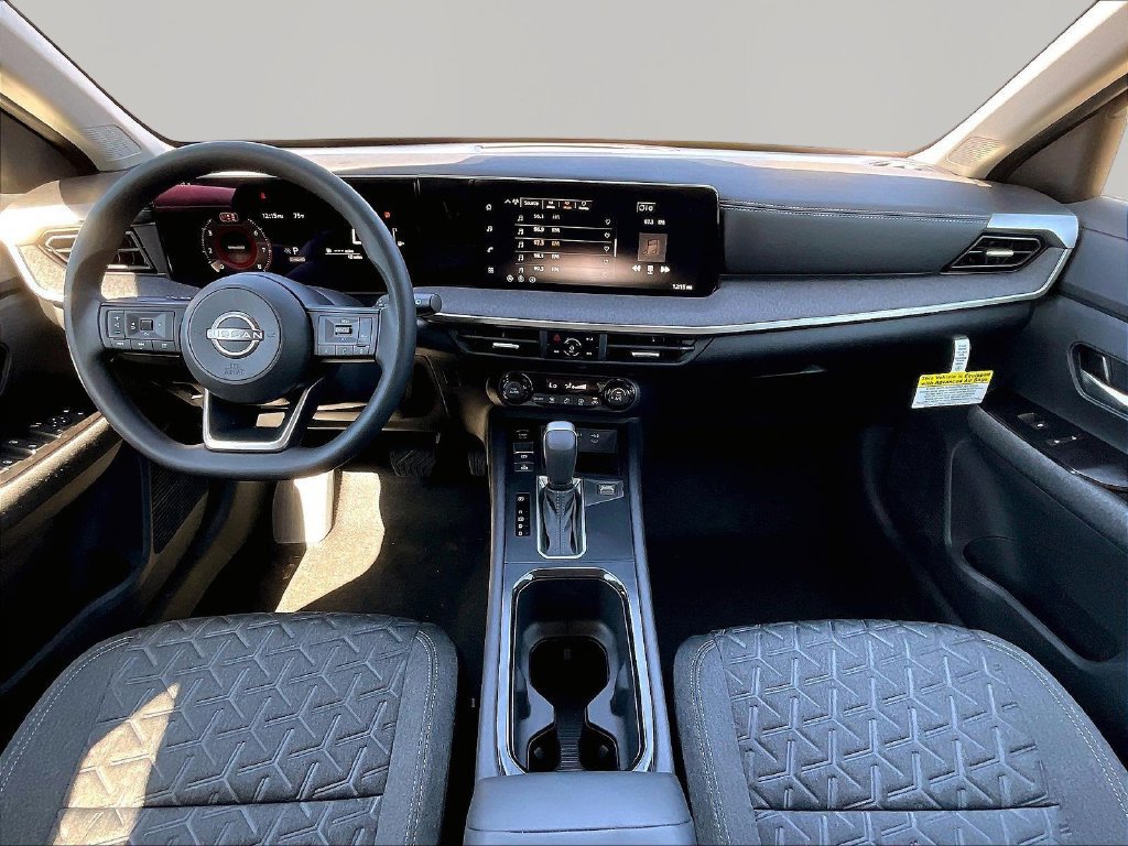 New 2027 Nissan Kicks SV FWD image 5