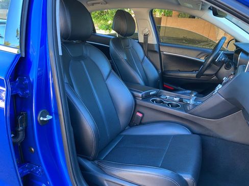 Used 2019 Genesis G70 2.0T Advanced RWD image 45