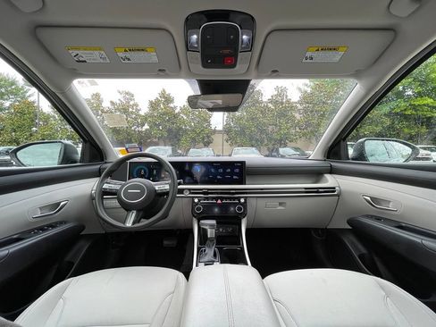 Used 2025 Hyundai Tucson SEL FWD image 29