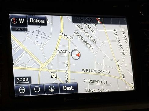 Used 2017 Toyota Highlander Limited Platinum image 6