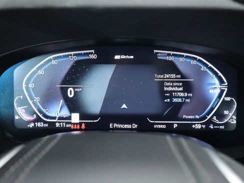 Used 2021 BMW 530e xDrive 530e iPerformance w/ Convenience Package image 35