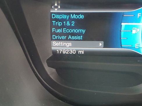 Used 2015 Ford Explorer XLT w/ Equipment Group 202B AWD/4WD image 24
