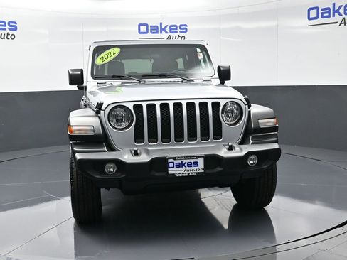Used 2022 Jeep Wrangler Unlimited Sport image 2