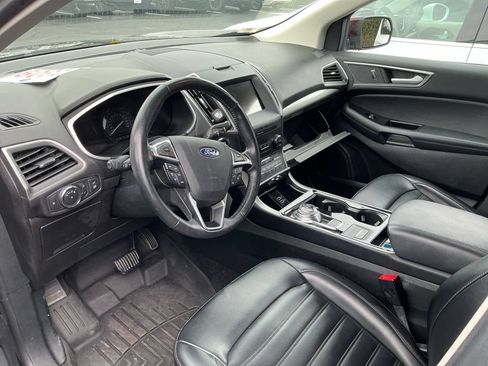 Used 2019 Ford Edge SEL w/ Equipment Group 201A AWD/4WD image 10