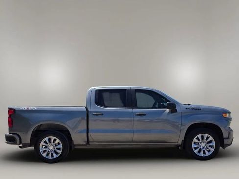 Used 2021 Chevrolet Silverado 1500 Custom w/ LPO, Dark Essentials Package AWD/4WD image 4