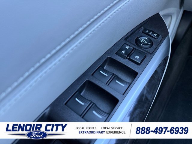 Used 2018 Acura TLX V6 FWD image 18