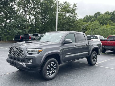 Used 2023 Toyota Tacoma TRD Sport w/ Technology Package AWD/4WD image 15