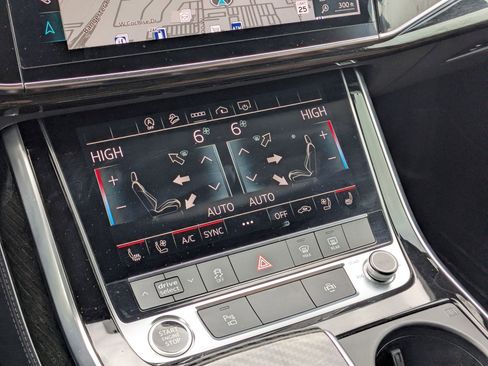 Used 2021 Audi Q7 3.0T Premium Plus w/ Executive Package image 25