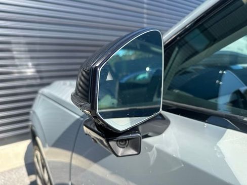 New 2025 Volvo EX90 Ultra image 14