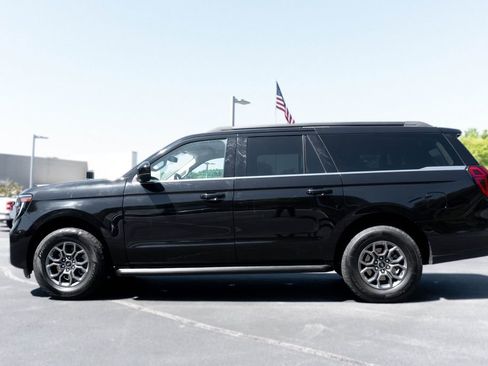 Used 2025 Ford Expedition Max Active RWD image 7