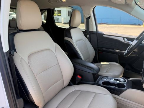 Used 2022 Ford Escape SEL AWD/4WD image 25